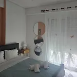 In Centre By Open Apartment *