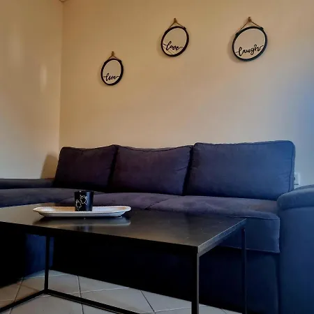 In Centre By Open Apartment