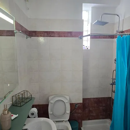 In Centre By Open Apartment *