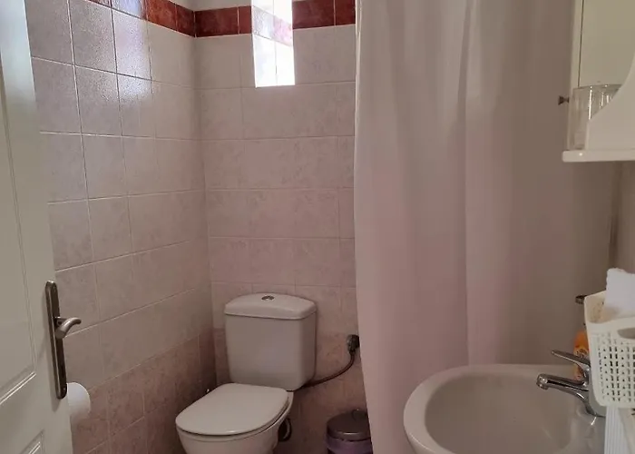 In Centre By Open * Trípoli